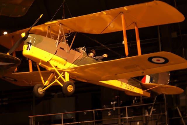  - De Havilland