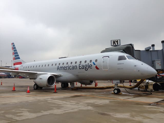 N403YX - Embraer
