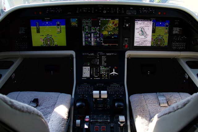 N878EE - Aircraft
