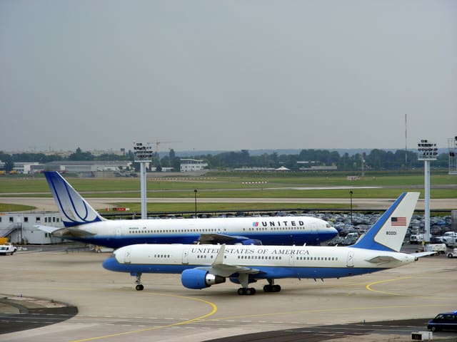 N649UA - Boeing
