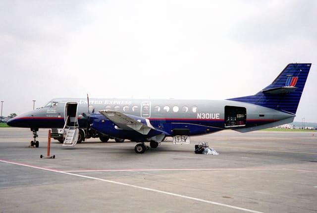 N301UE - Twin-engine aircraft