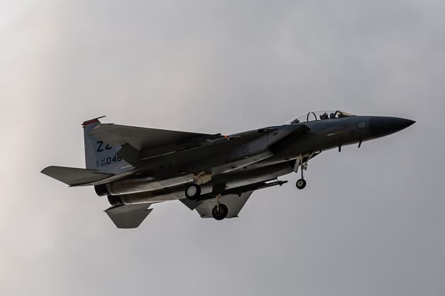  - Twin-engine aircraft