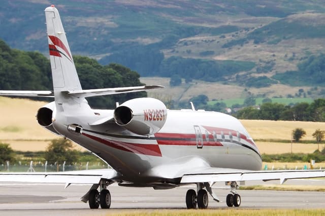 N928ST - Business jet