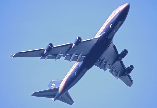 N178UA - Aircraft