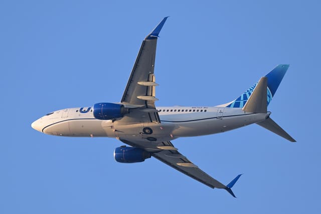 N16703 - Boeing