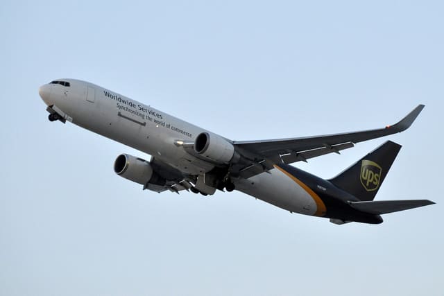 N301UP - Twin-engine aircraft