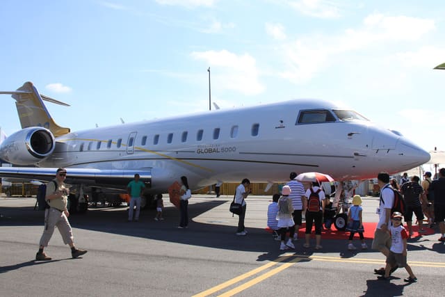 N340GF - Bombardier
