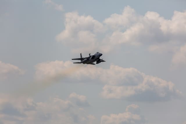  - Twin-engine aircraft