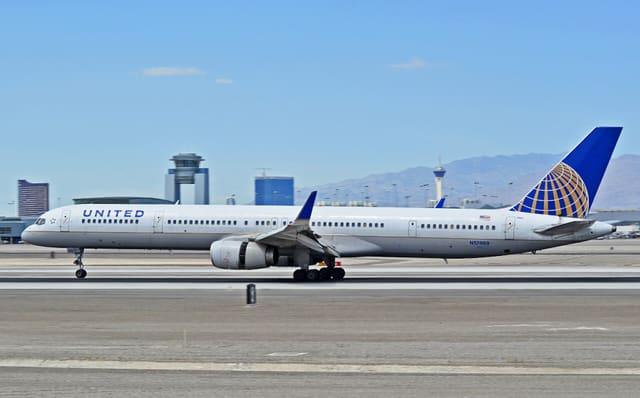 N57869 - Boeing