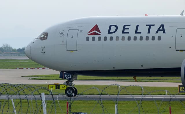 N153DL - Aircraft