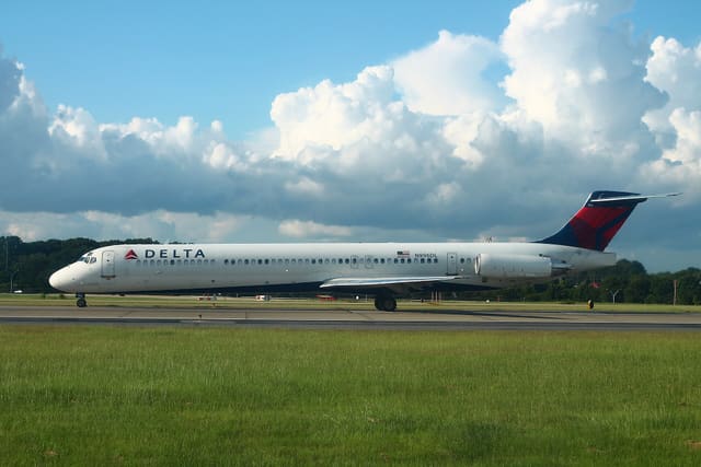 N996DL - Aircraft