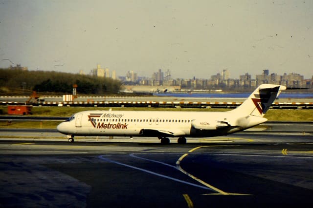 N902ML - Douglas