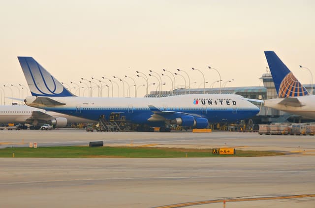 N179UA - Boeing