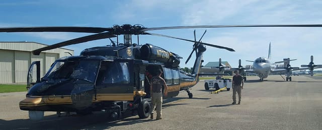N72763 - Helicopter