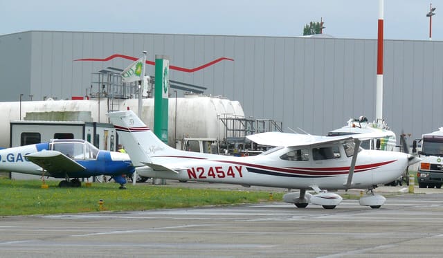 N2454Y - Cessna