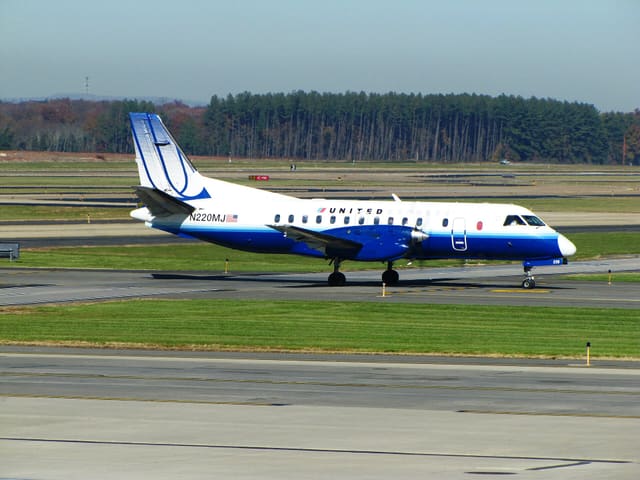 N220MJ - Twin-engine aircraft