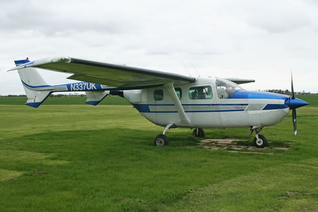 N337UK - Cessna