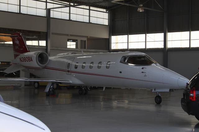 N380BA - Business jet