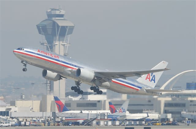 N765AN - Twin-engine aircraft