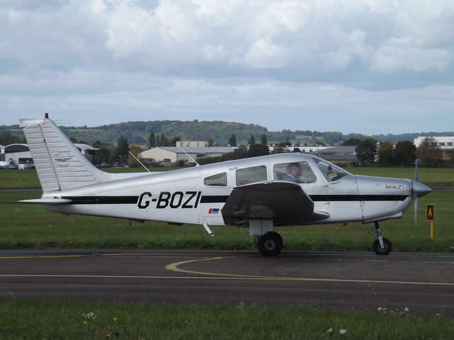 G-BOZI - Piper