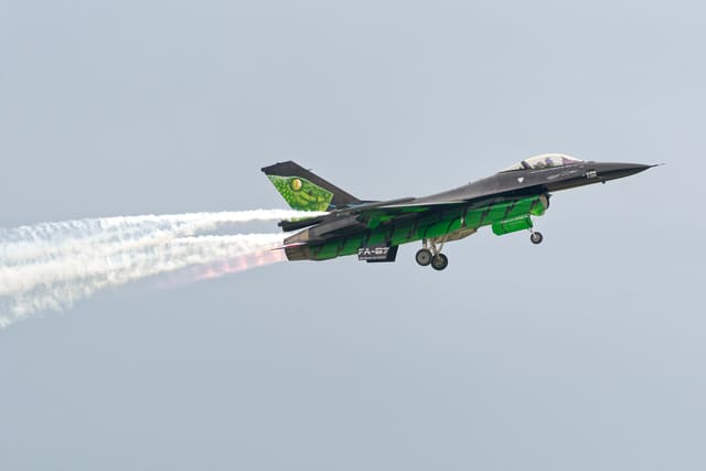  - Single-engine aircraft