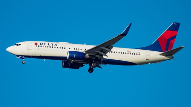 N3745B - Boeing