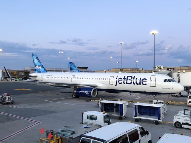 N954JB - Airbus