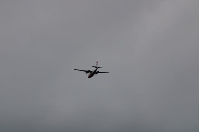 N42NZ - Twin-engine aircraft