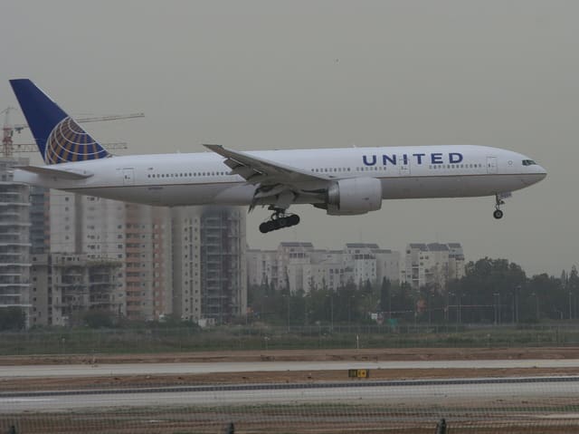 N78004 - Boeing