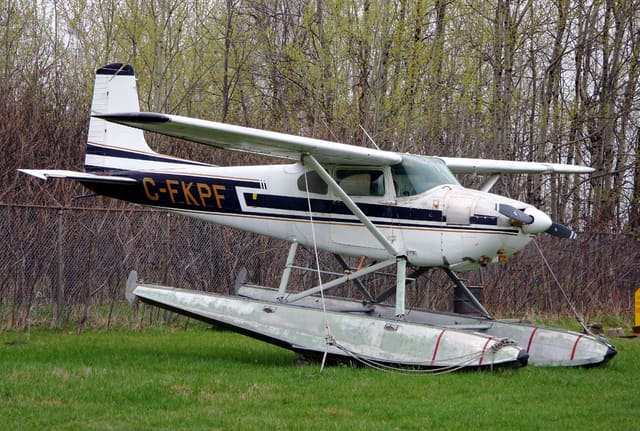 C-FKPF - Cessna