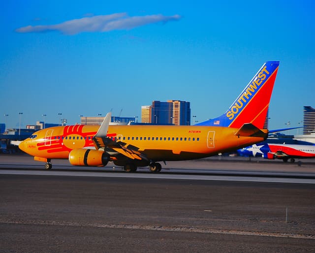 N781WN - Boeing