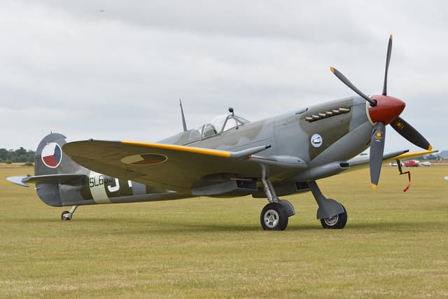 N633VS - Warbird