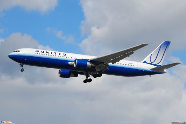 N649UA - Boeing