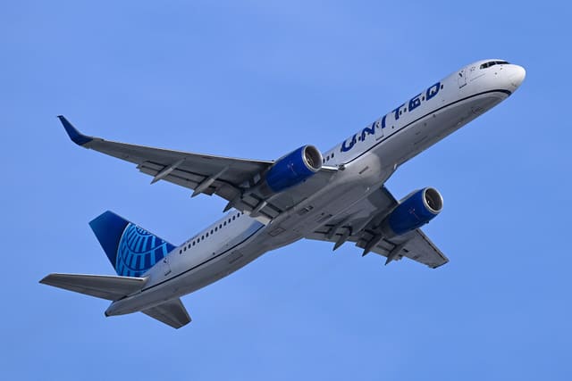 N34137 - Boeing