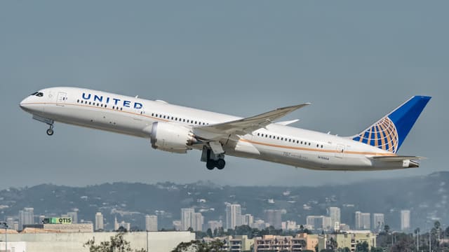 N13954 - Boeing