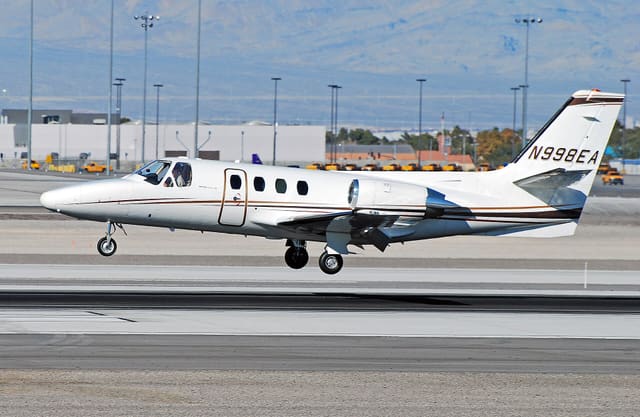 N998EA - Business jet