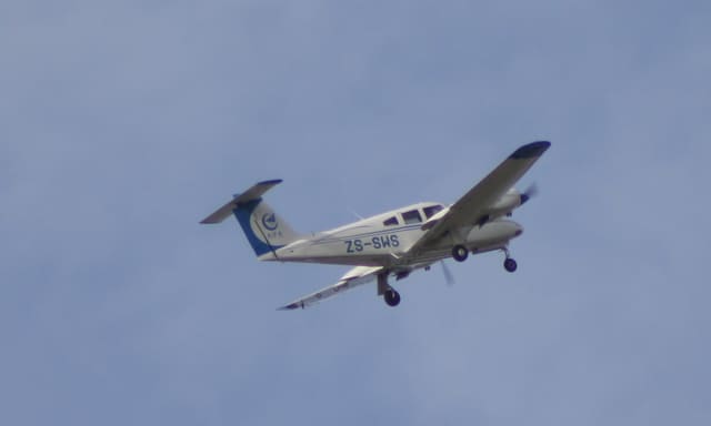 ZS-SWS - Twin-engine aircraft