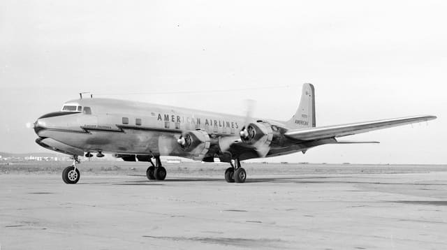 N90751 - Douglas