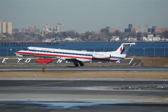 N688AE - Aircraft