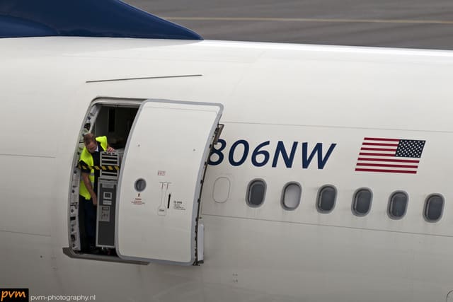 N806NW - Airbus