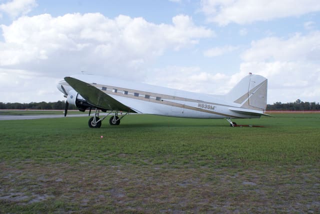 N839M - Douglas