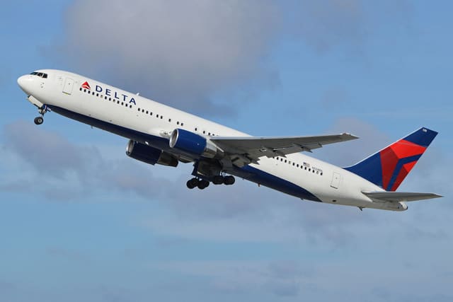 N128DL - Boeing