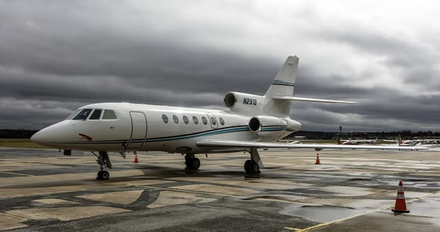 N291B - Business jet