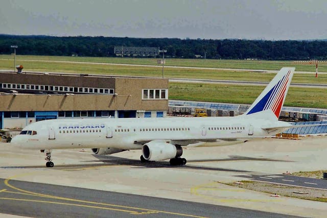 N751LF - Twin-engine aircraft