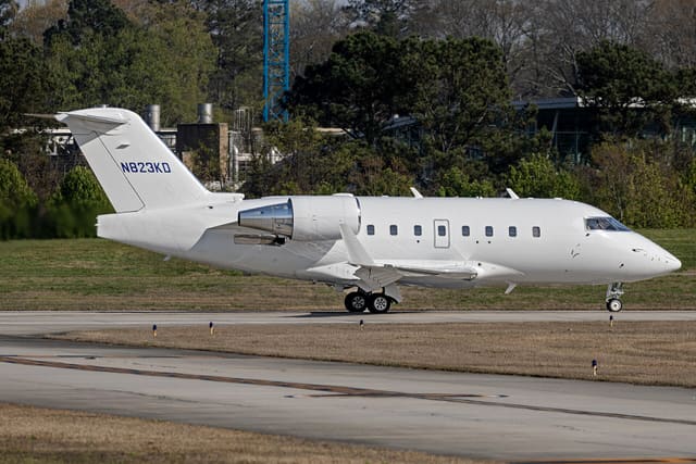 N823KD - Bombardier
