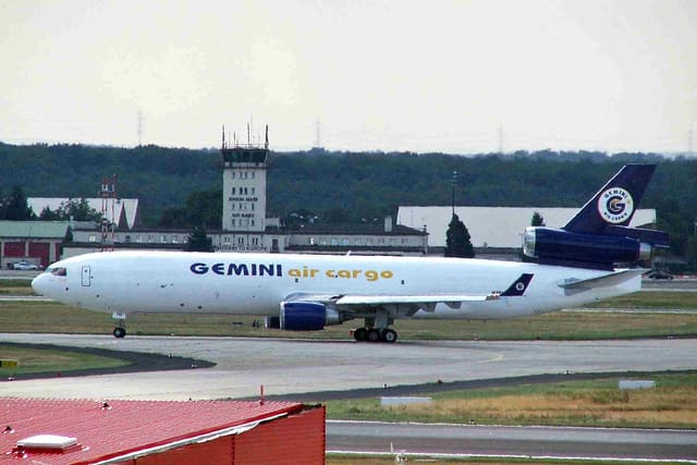 N702GC - Douglas