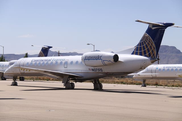 N27512 - Aircraft