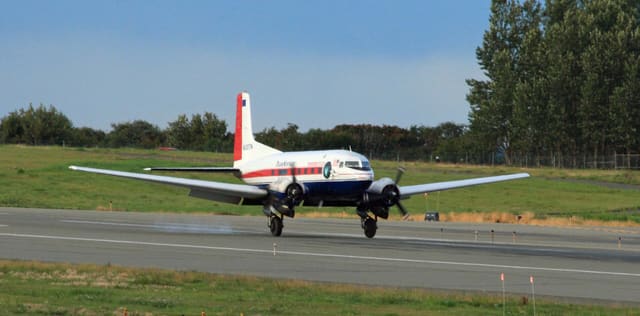 N30TN - Douglas