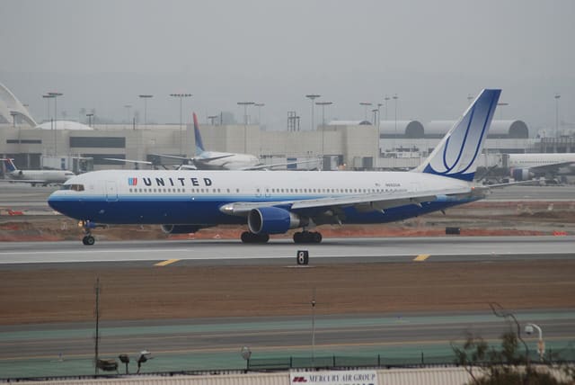 N662UA - Boeing