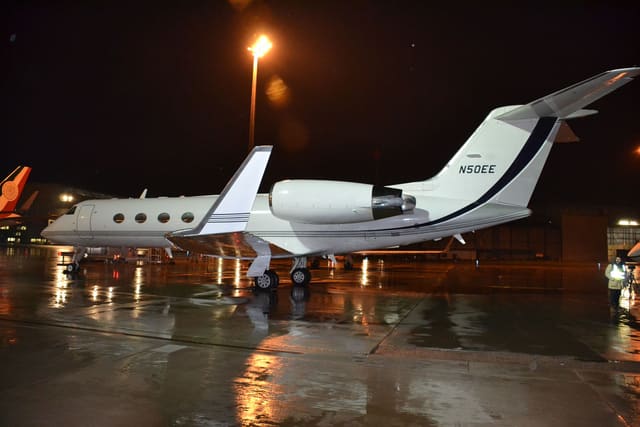 N50EE - Business jet